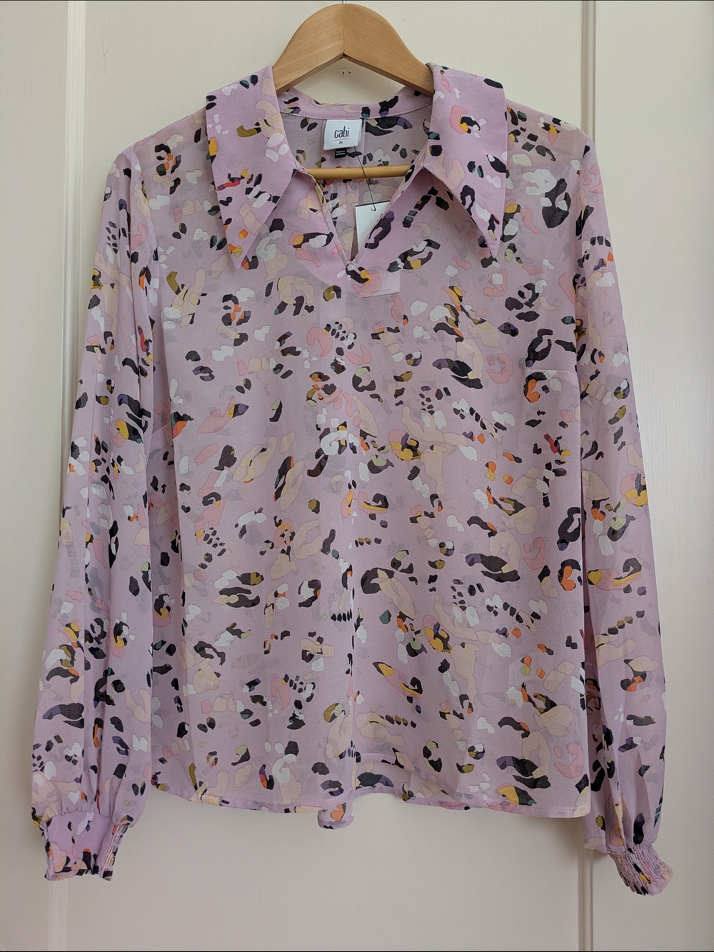 CAbi NWT Pounce top- 6501 from spring 2024